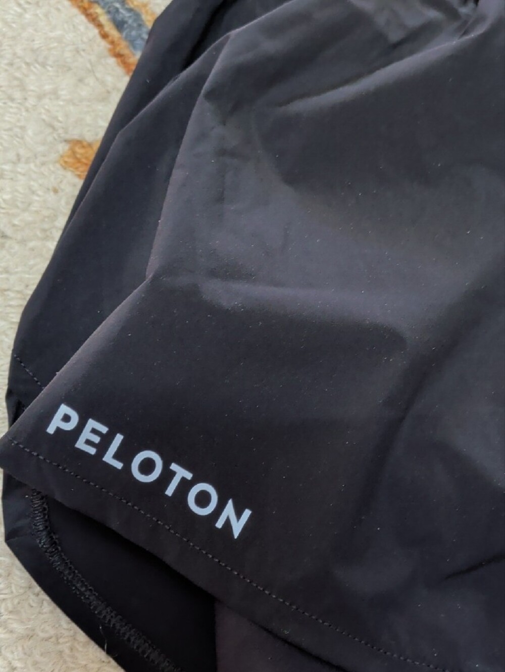NWT Lululemon Peloton Translucent 2-in-1 High Rise Short 3" Size Large - Picture 4 of 6